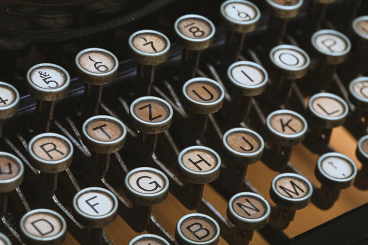 TypeScript and JavaScript static typing introduction cover